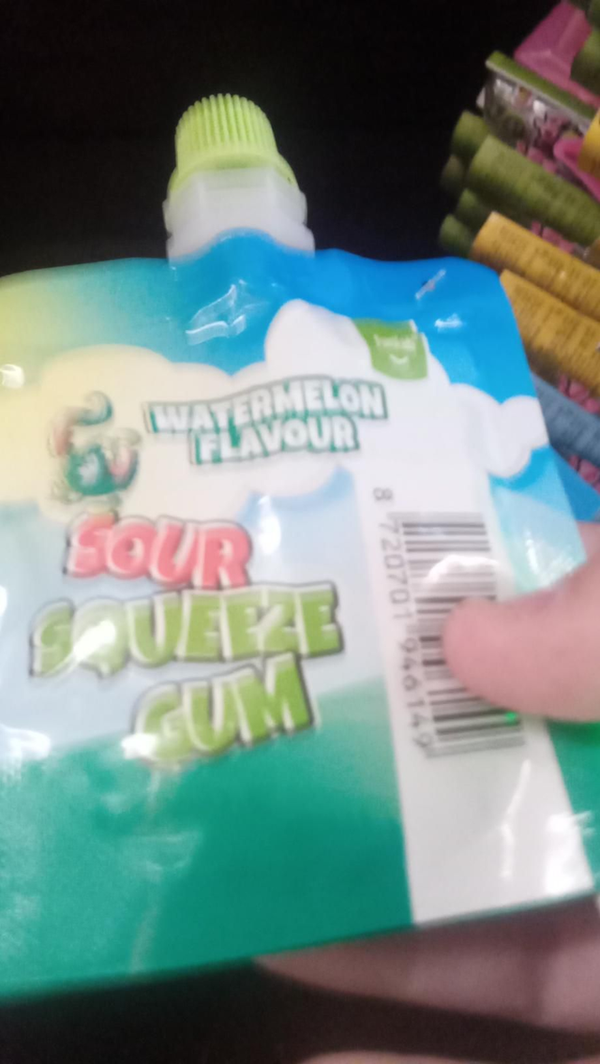 Sour Squeeze Gum
